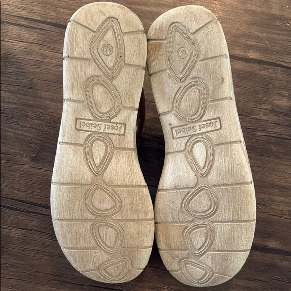 Josef Seibel Women’s Brown Leather Slip-Ons - Picture 12 of 12